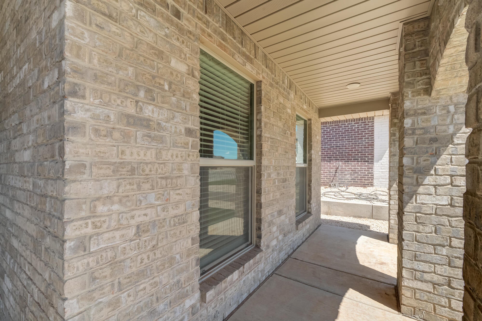 3411 Bryan Avenue - Photo 3