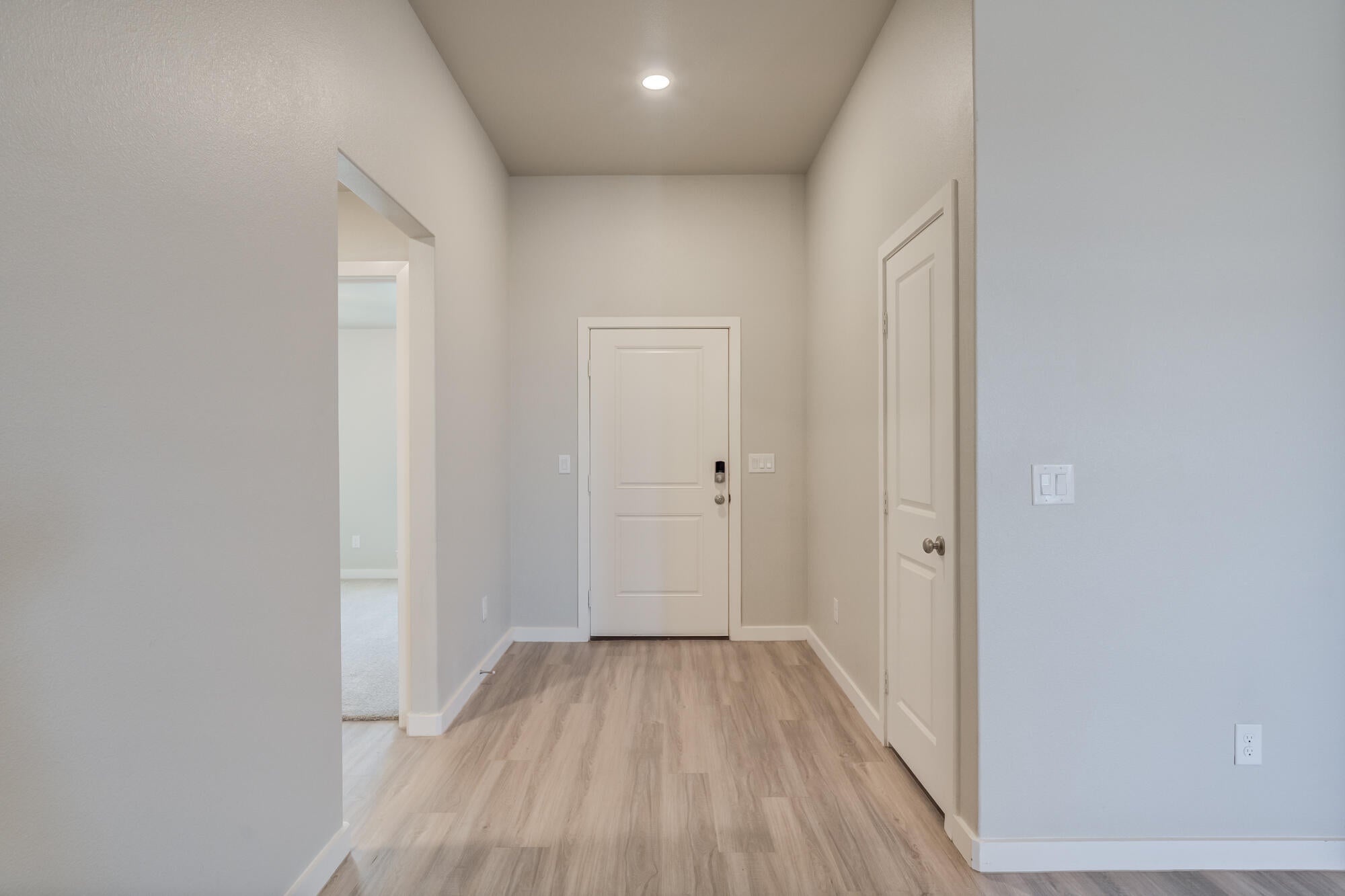 3411 Bryan Avenue - Photo 4