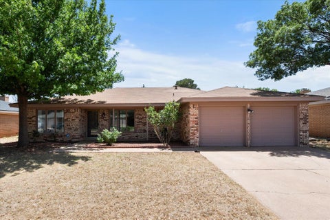 Photo of 5415 95th Street, Lubbock, TX 79424 (MLS # 202612166)