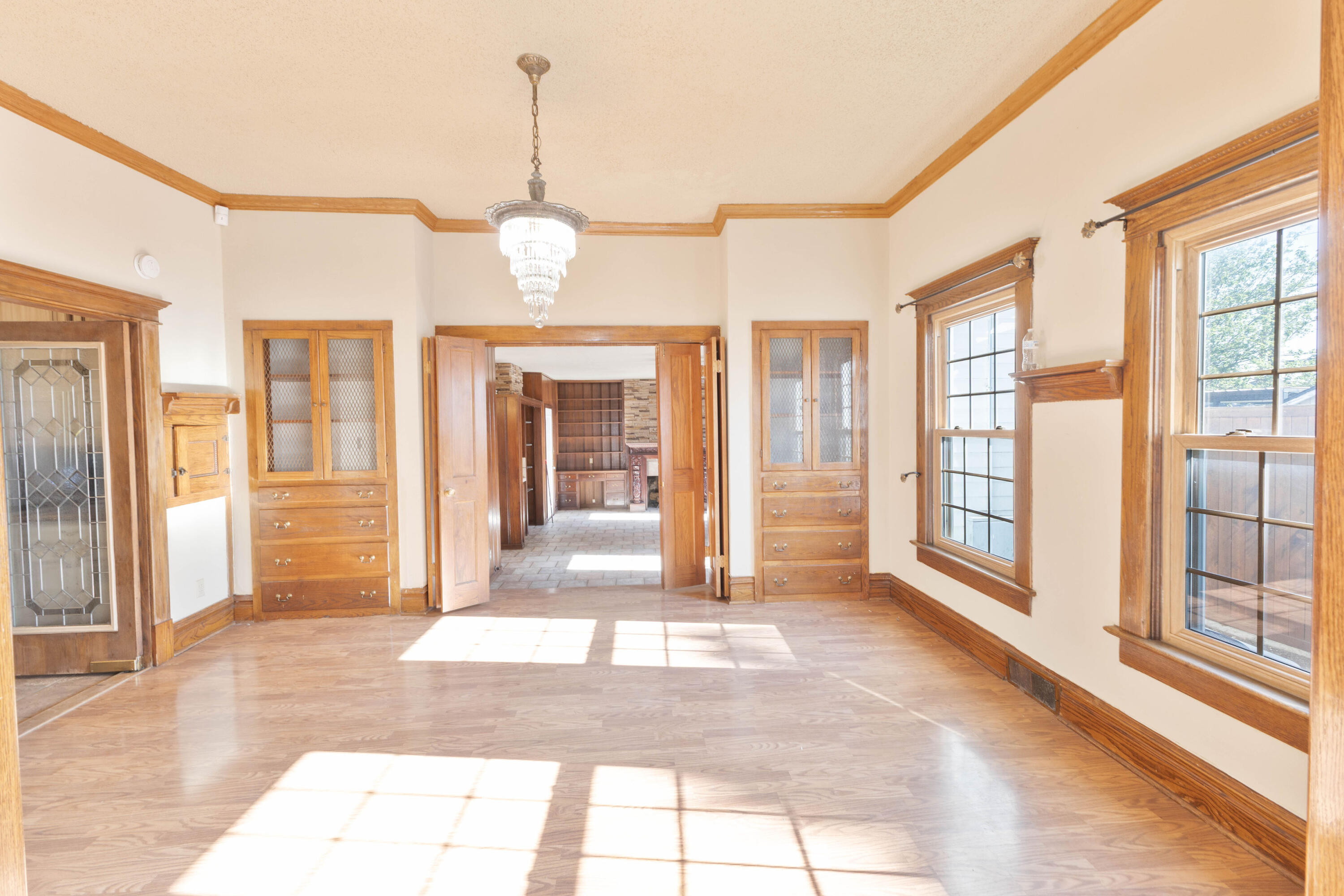 212 W 9th Street