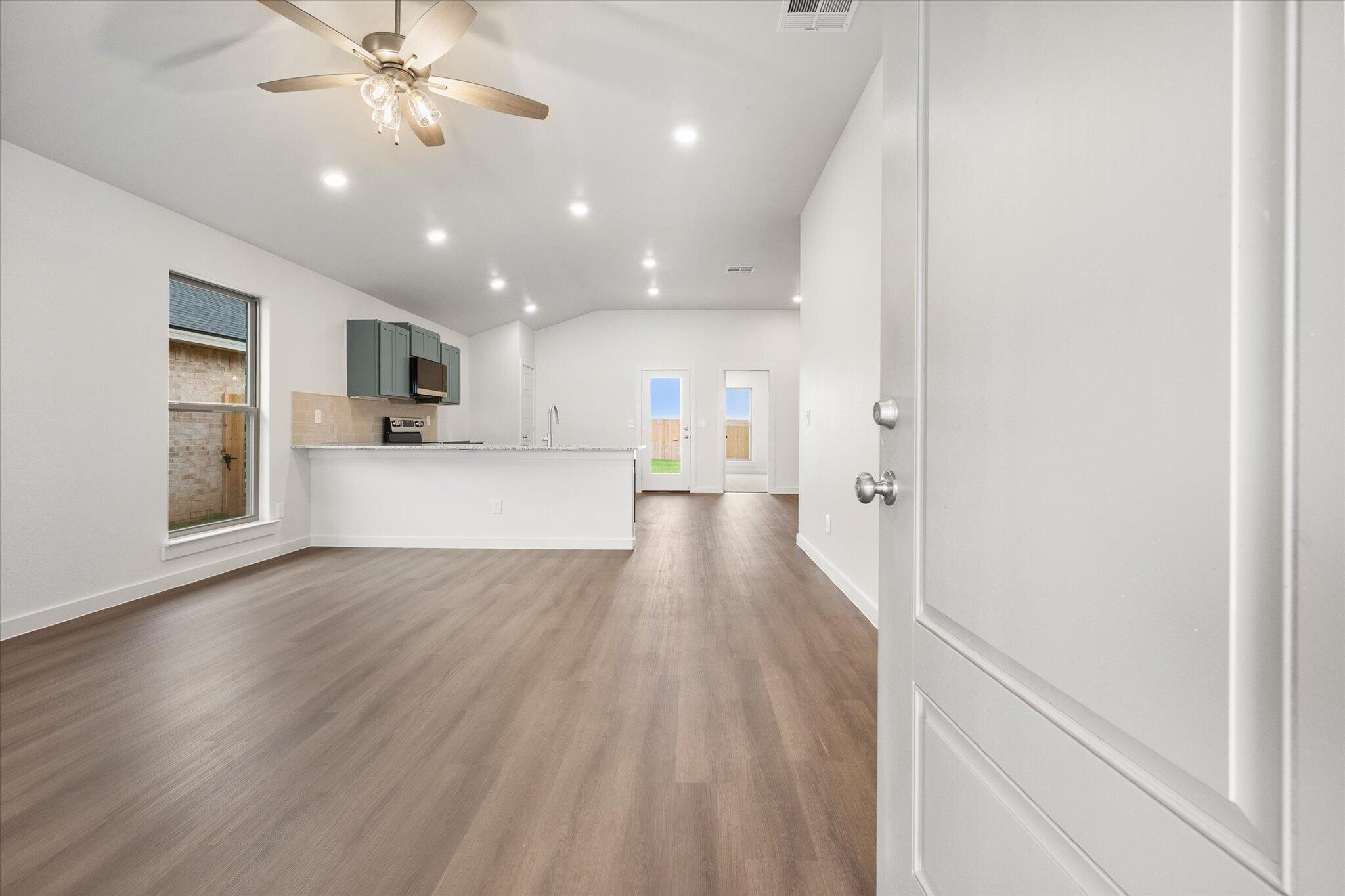 1312 Saratoga Avenue