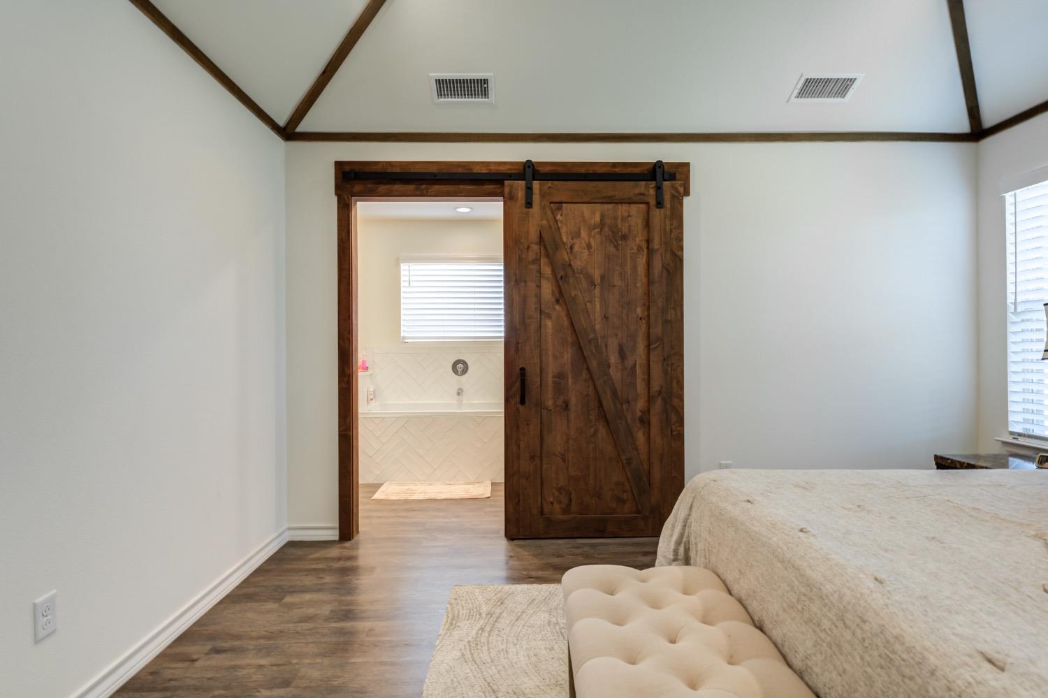 Lubbock, Texas 79423, United States, 4 Bedrooms Bedrooms, ,2 BathroomsBathrooms,Residential,Active,59340