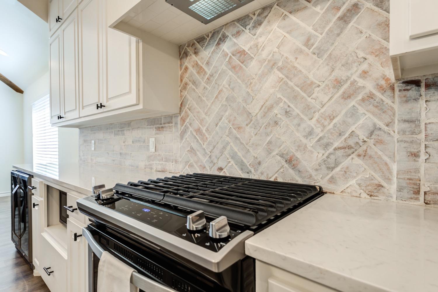 Lubbock, Texas 79423, United States, 4 Bedrooms Bedrooms, ,2 BathroomsBathrooms,Residential,Active,59340