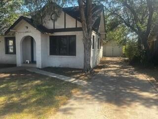 Photo of 2001 27th Street, Lubbock, TX 79411 (MLS # 202613197)