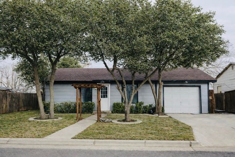 Photo of 3605 Avenue F, Lubbock, TX 79404 (MLS # 202608034)