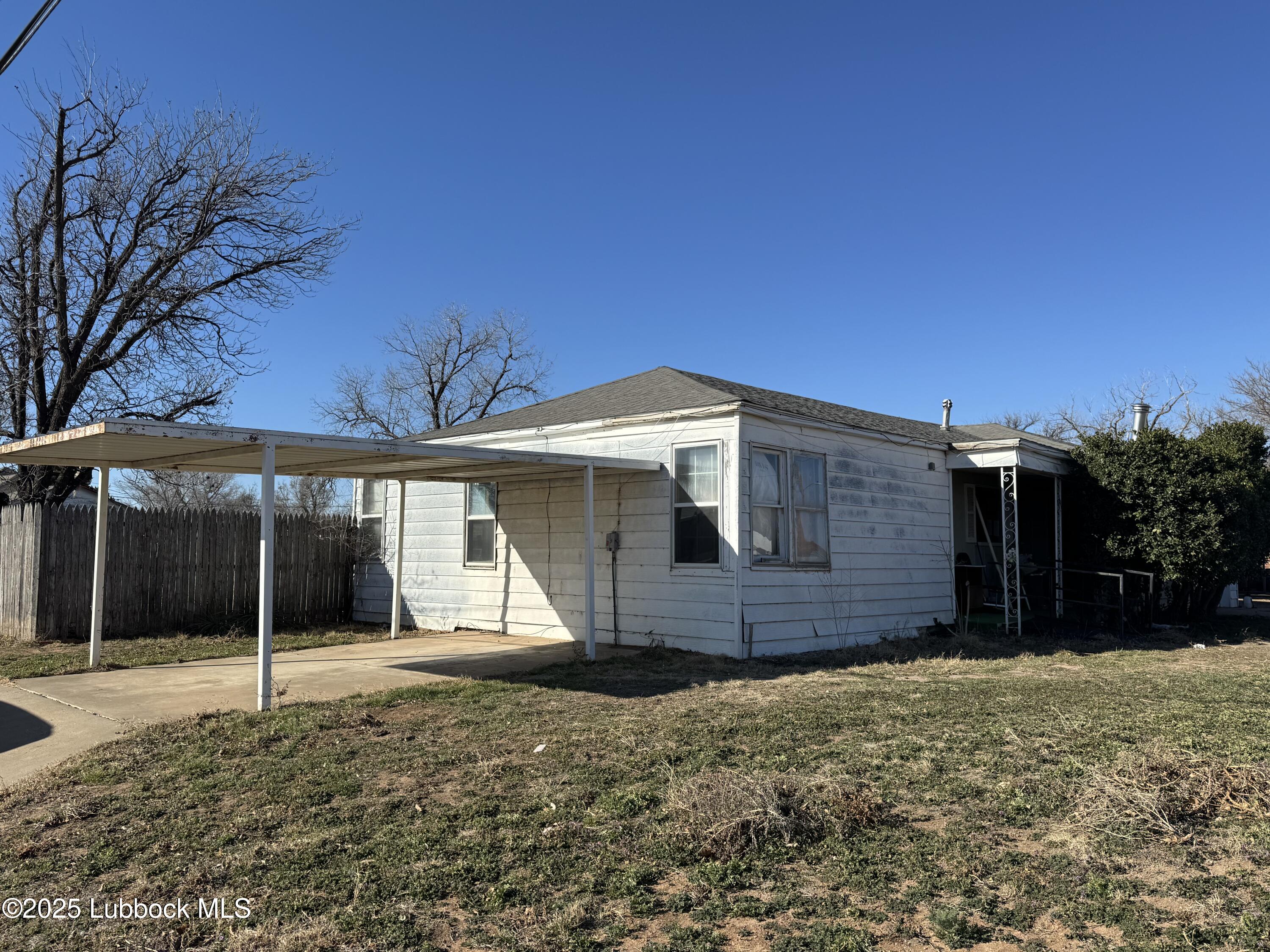 420 E Locust Street, Lockney, TX, 79241 1 420 E Locust Street