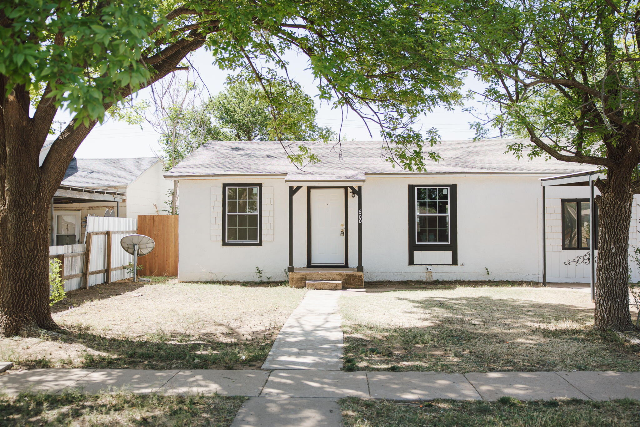 600 E 15th Street