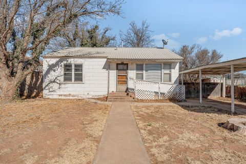 Photo of 2808 1st Street, Lubbock, TX 79415 (MLS # 202605719)