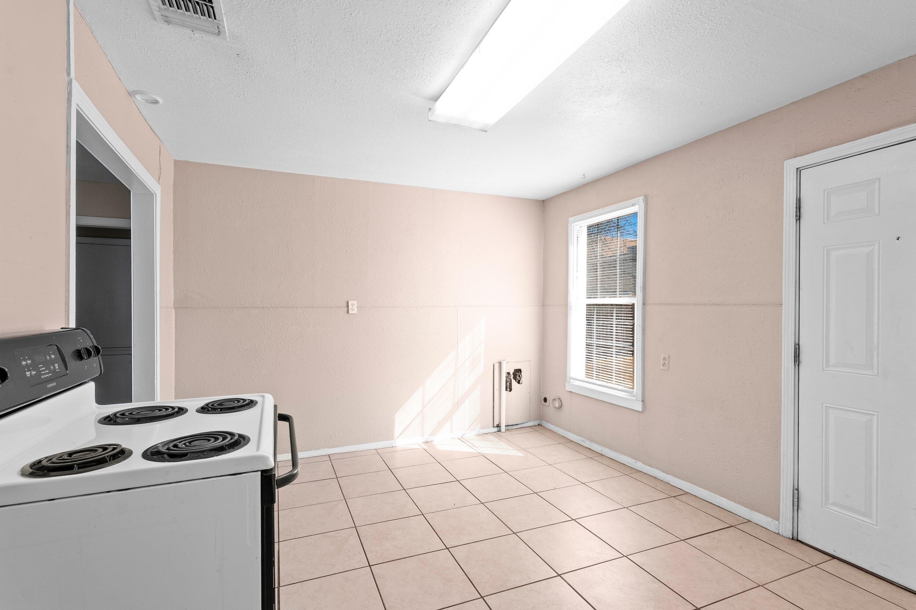 4315 33rd Street, Lubbock, TX, 79410 4 4315 33rd Street