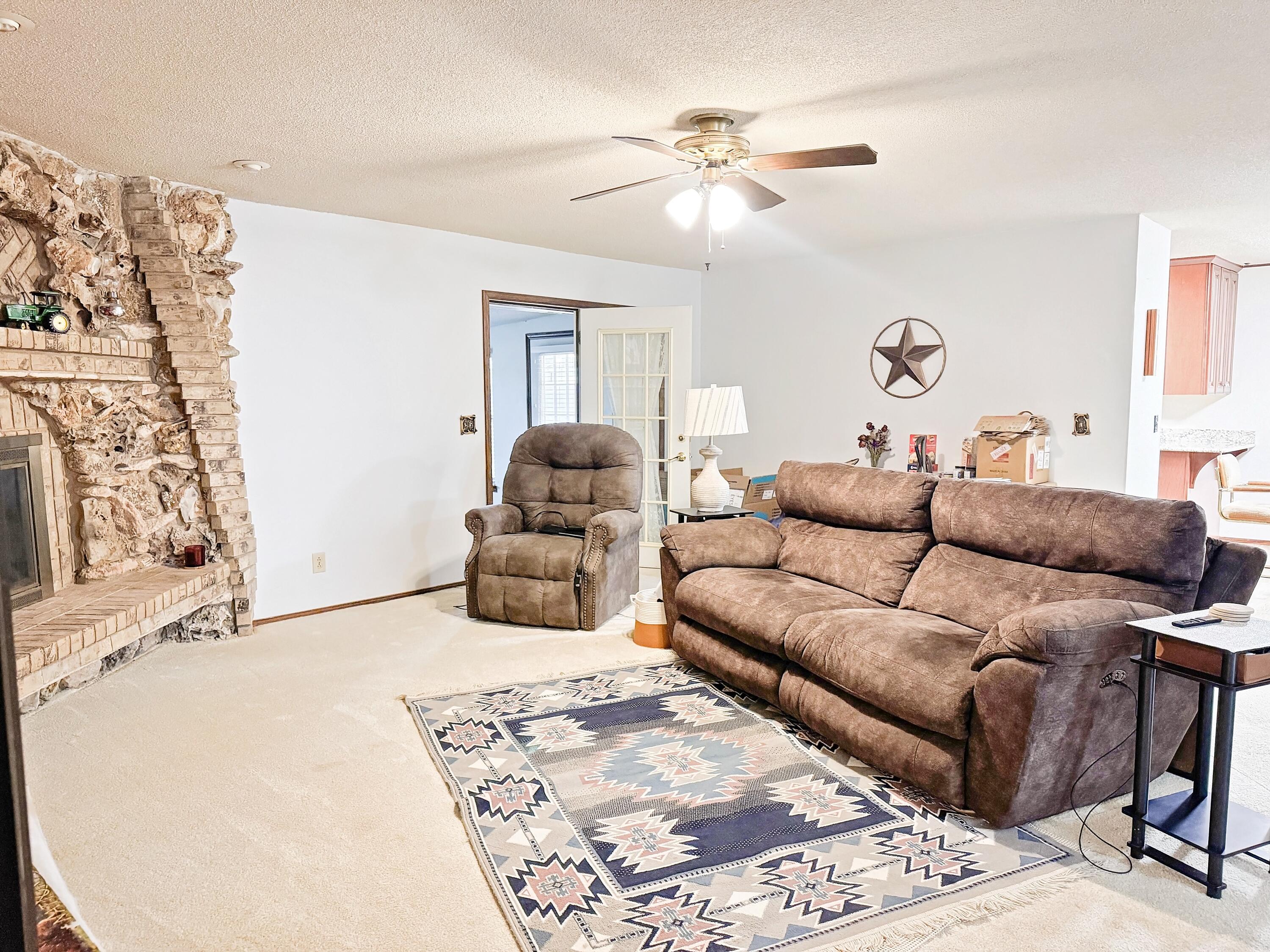 2931 Mockingbird Lane