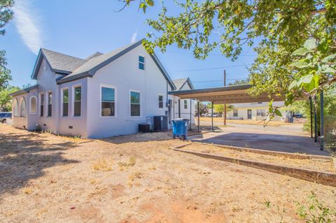 A home in Sweetwater