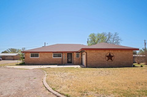 1410 2nd Street Plains TX 79355