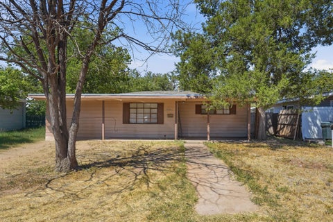Photo of 3614 31st Street, Lubbock, TX 79410 (MLS # 202612108)