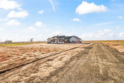 A home in Slaton