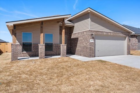 Photo of 12006 Iola, Lubbock, TX 79424 (MLS # 202603529)