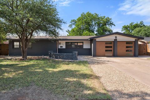 Photo of 2503 59th Street, Lubbock, TX 79413 (MLS # 202605654)