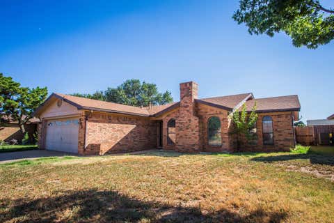 Photo of 5927 10th Drive, Lubbock, TX 79416 (MLS # 202611677)