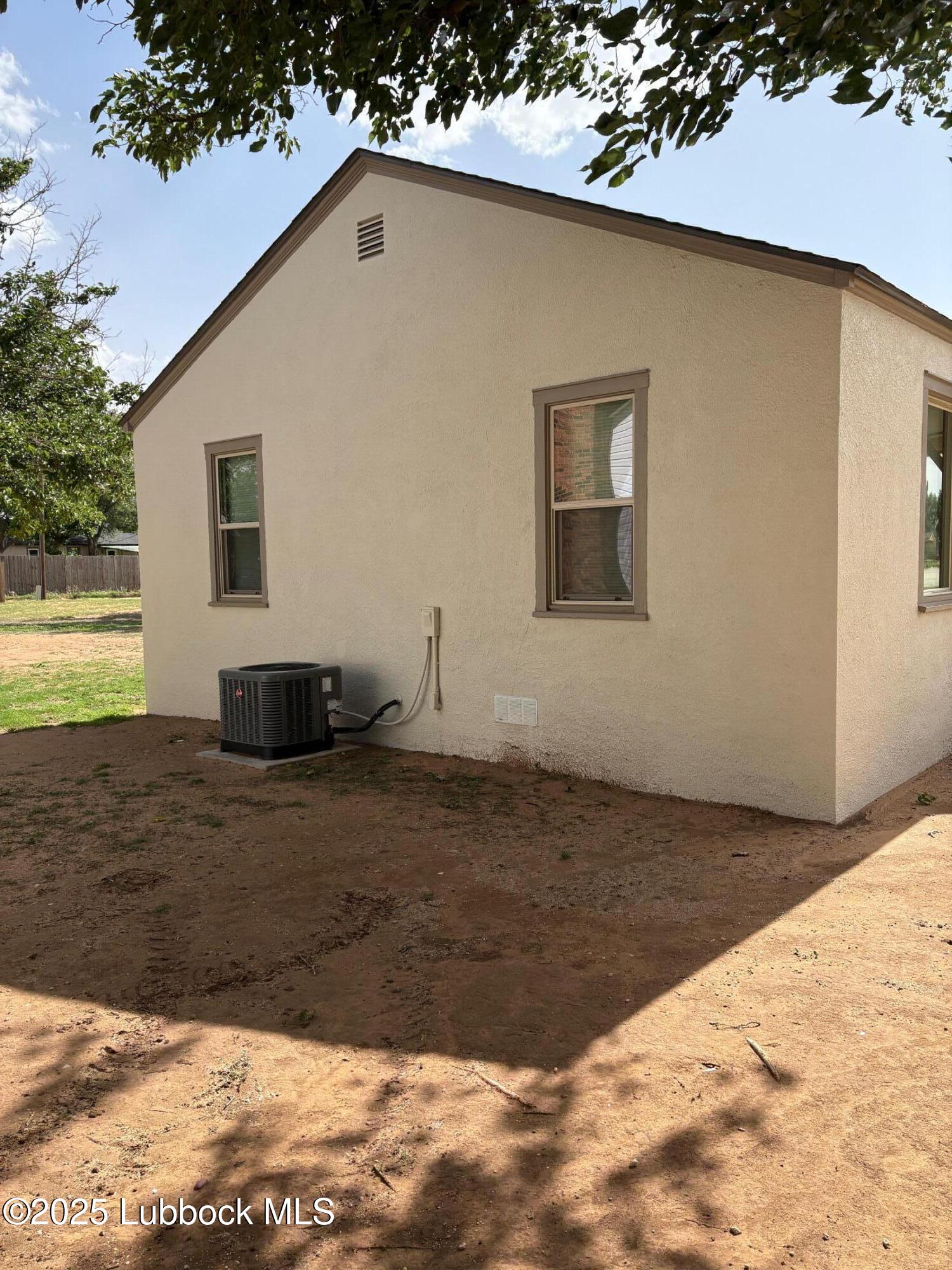 2005 N 6th Street, Tahoka, TX, 79373 1 2005 N 6th Street
