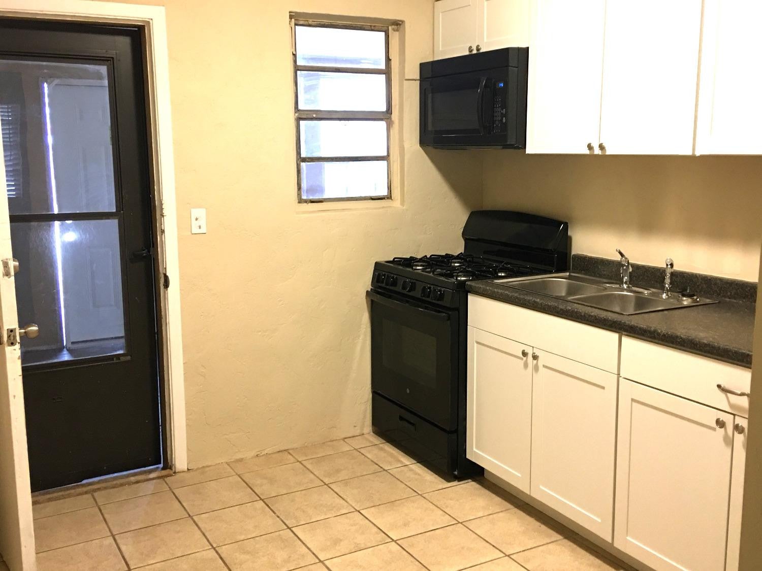 4406 36th Street A - Photo 4