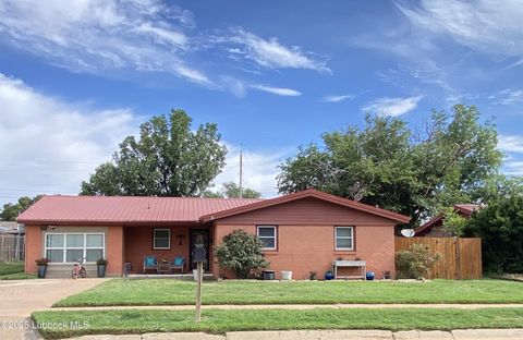 1006 W 11th Street Post TX 79356