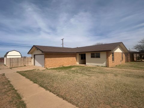 111 Bobby Street Levelland TX 79336