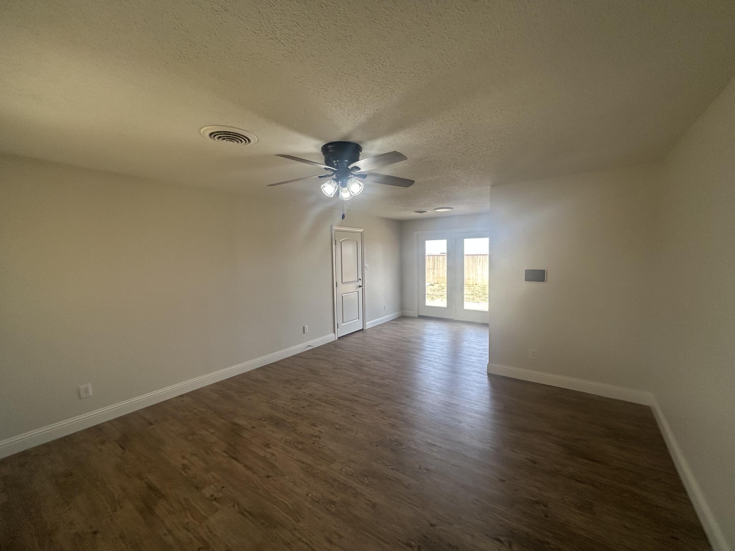 111 Bobby Street, Levelland, TX, 79336 1 111 Bobby Street