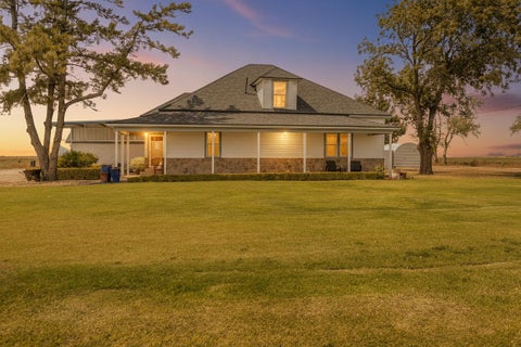 Photo of 17710 C R 2720, Slaton, TX 79364 (MLS # 202612249)