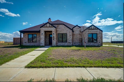 Photo of 823 13th Street, Wolfforth, TX 79382 (MLS # 202613981)