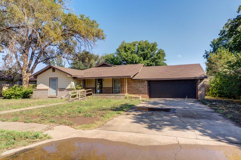 Photo of 111 E 13th Street, Littlefield, TX 79339 (MLS # 202605459)