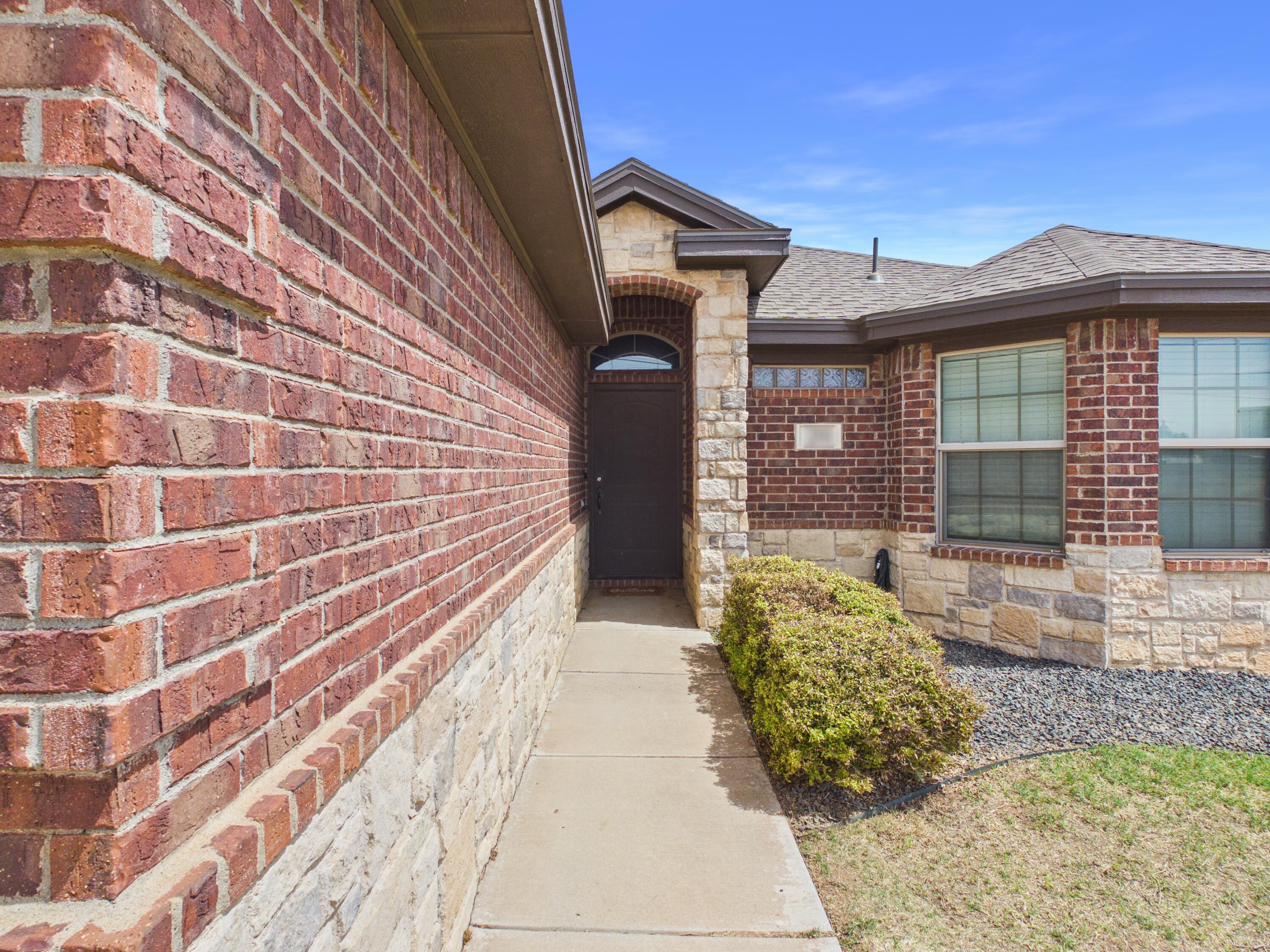 211 Dowden Road