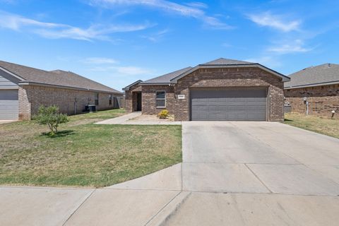Photo of 718 Hillshire Avenue, Wolfforth, TX 79382 (MLS # 202606558)