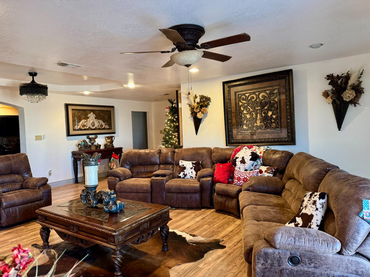 1046 Bowie Street, Denver City, TX, 79323 3 1046 Bowie Street
