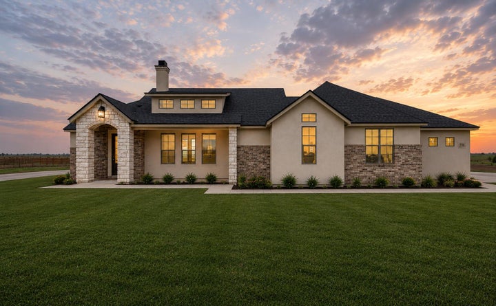 Photo 1 of 13 — 2003 County Rd 7820, Lubbock, TX 79423