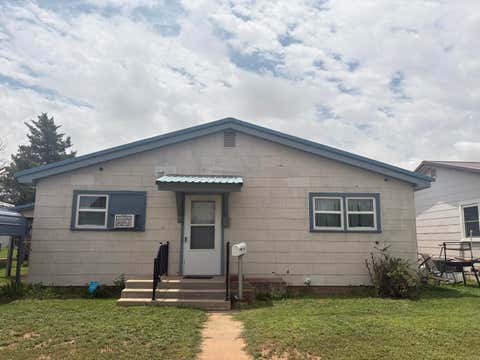 Photo of 1614 Lee Street, Levelland, TX 79336 (MLS # 202609017)
