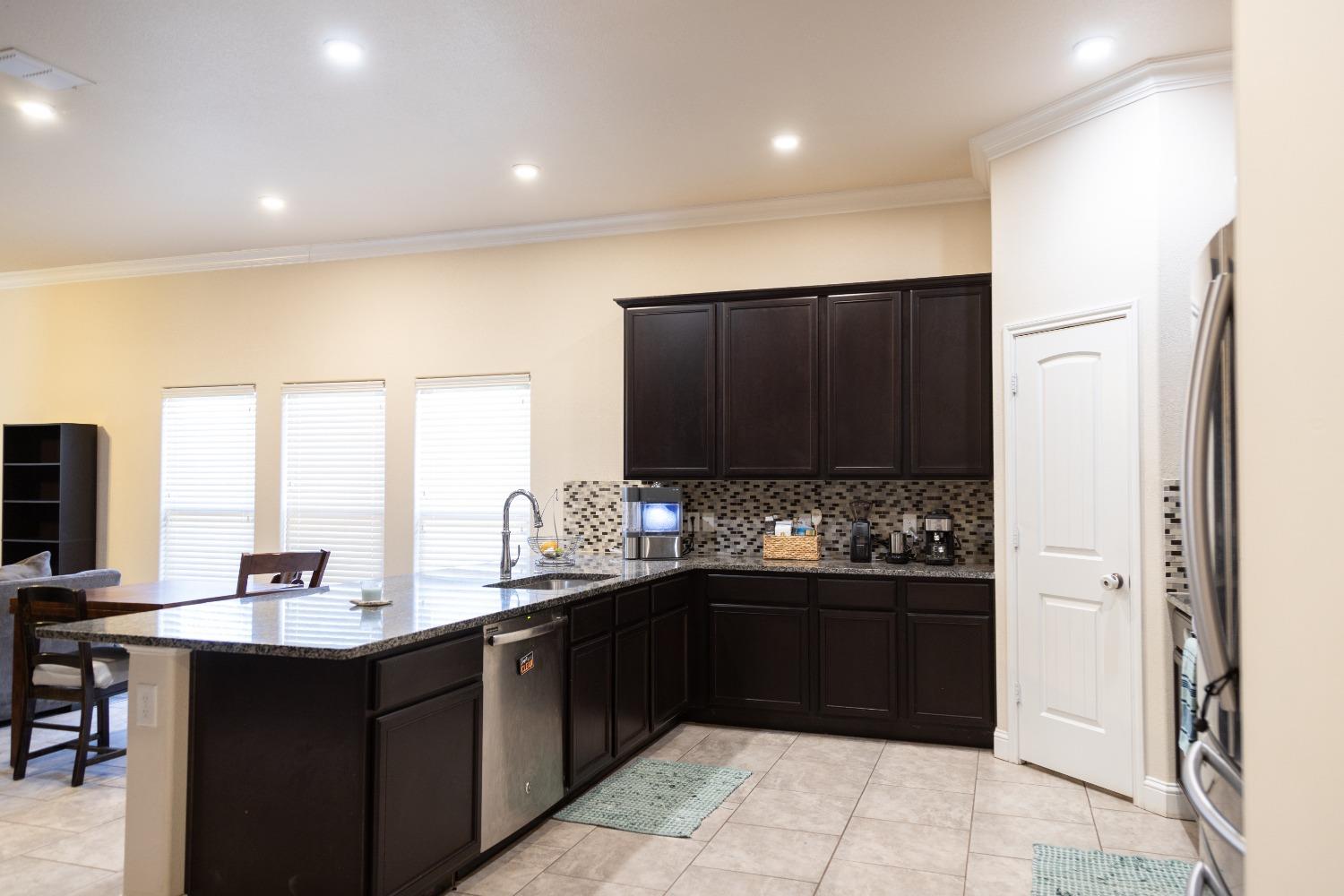 Lubbock, Texas 79424, United States, 3 Bedrooms Bedrooms, ,2 BathroomsBathrooms,Residential,Active,53311