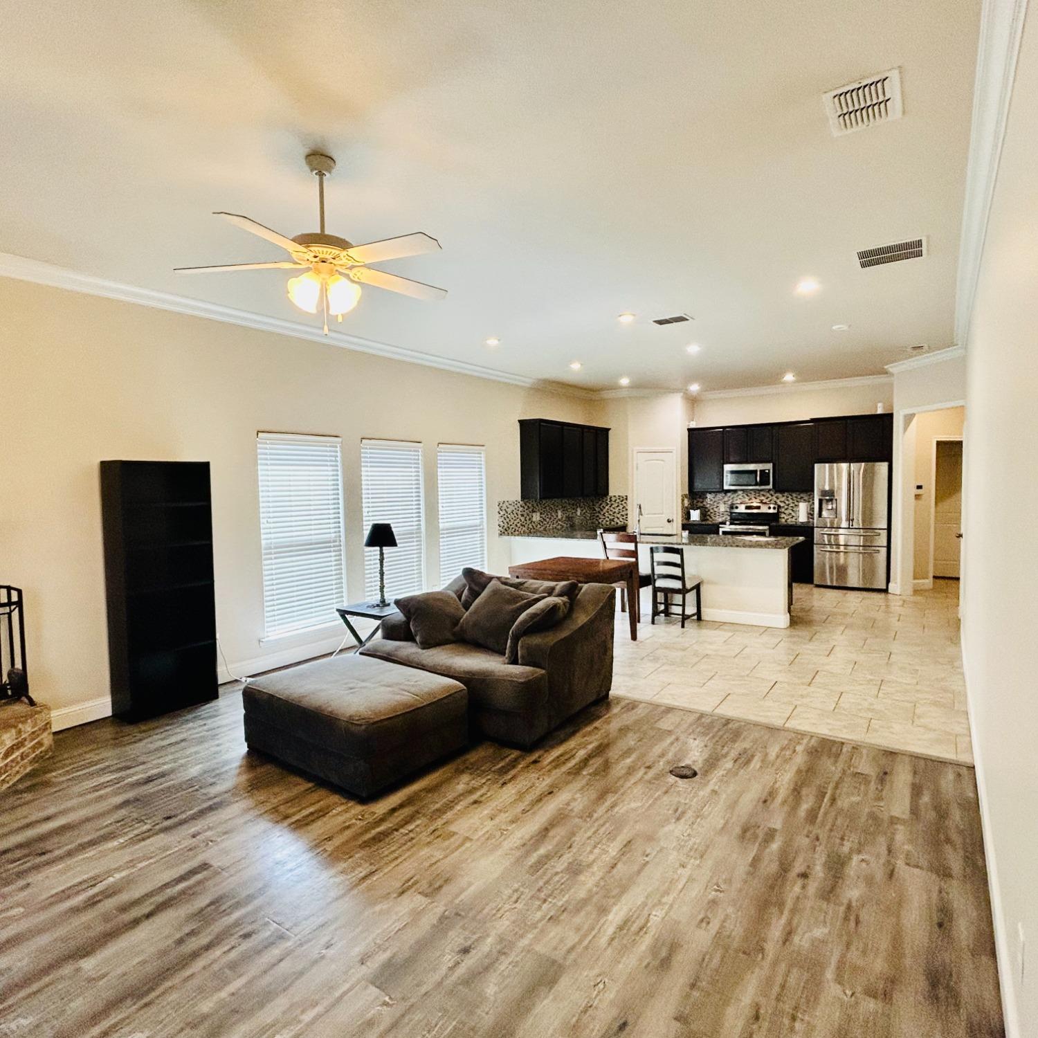 Lubbock, Texas 79424, United States, 3 Bedrooms Bedrooms, ,2 BathroomsBathrooms,Residential,Active,53311