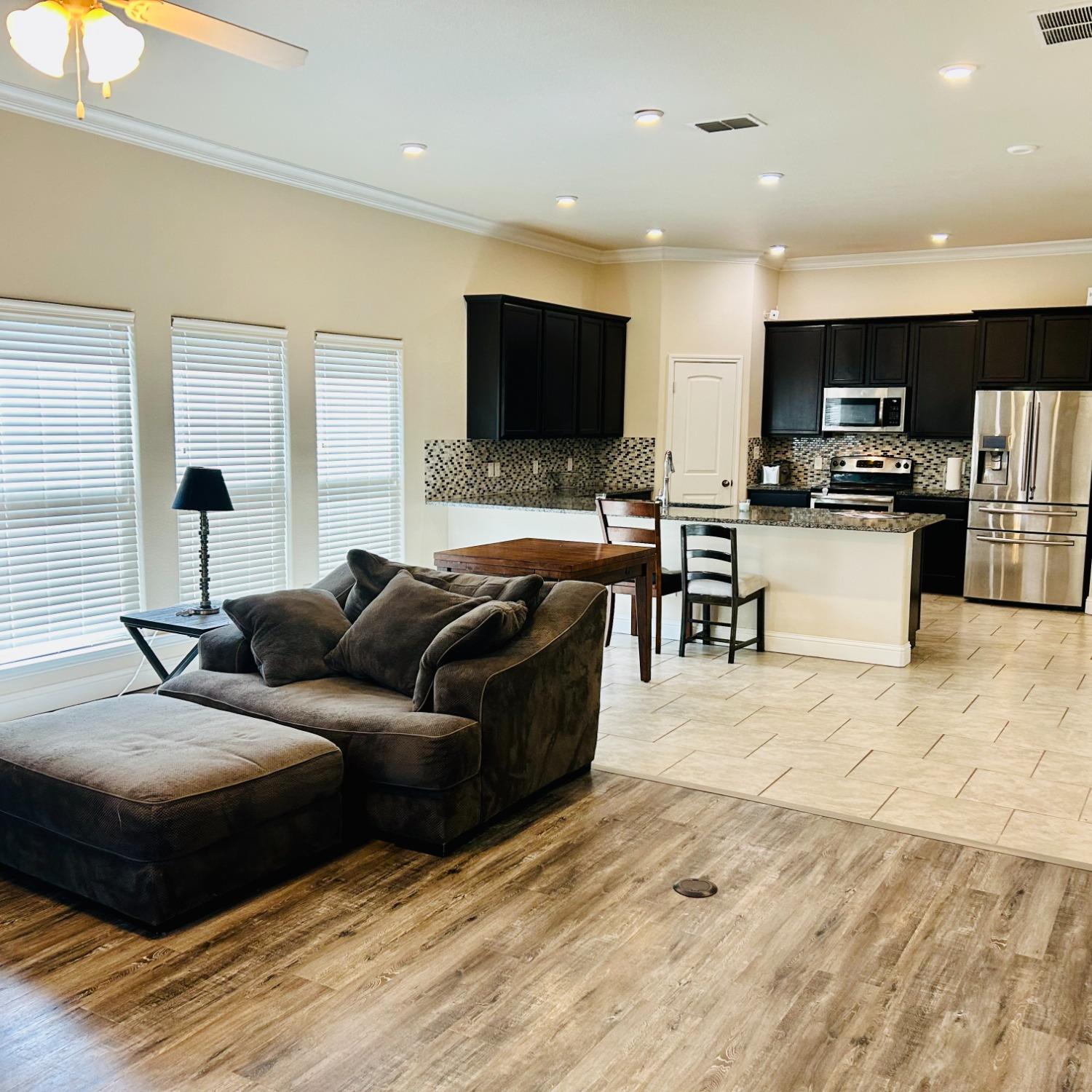 Lubbock, Texas 79424, United States, 3 Bedrooms Bedrooms, ,2 BathroomsBathrooms,Residential,Active,53311