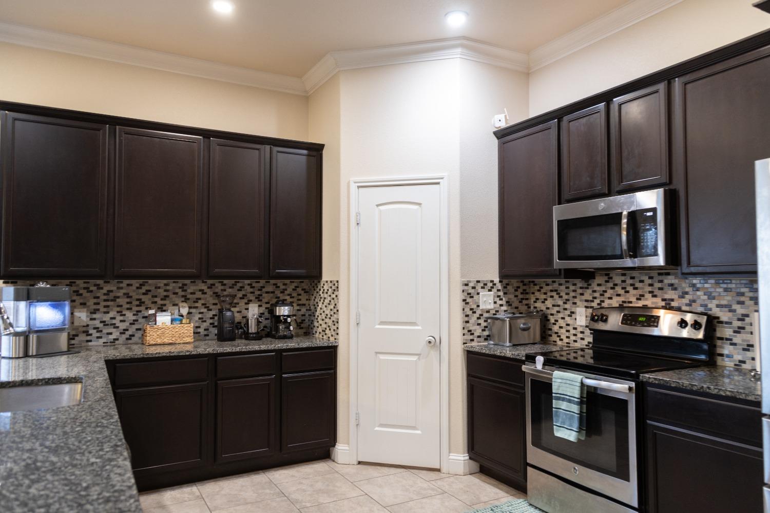 Lubbock, Texas 79424, United States, 3 Bedrooms Bedrooms, ,2 BathroomsBathrooms,Residential,Active,53311