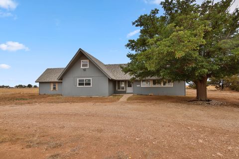 Photo of 6756 Bear Road, Lubbock, TX 79407 (MLS # 202607137)