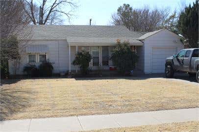 Photo of 2619 29th Street, Lubbock, TX 79410 (MLS # 202606406)