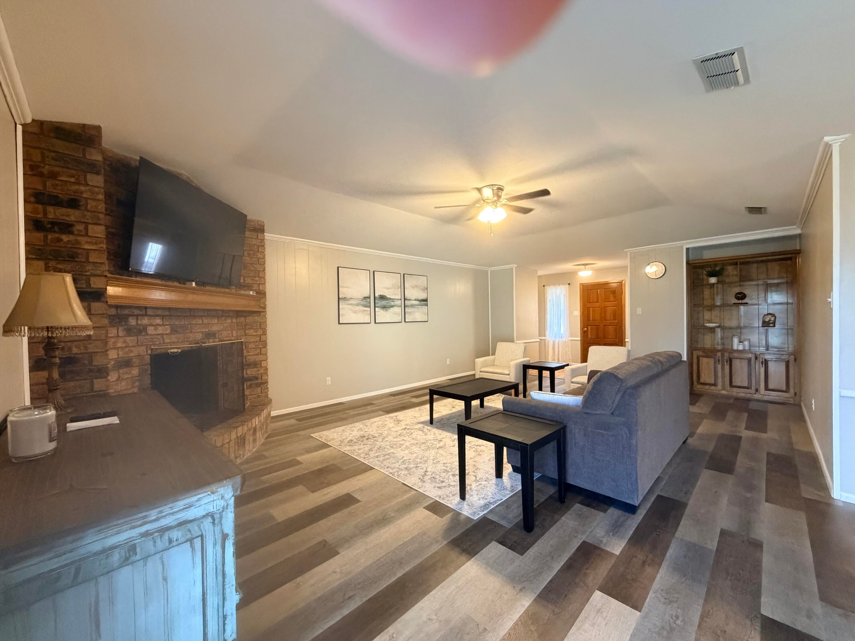 311 Douglas Street - Photo 4