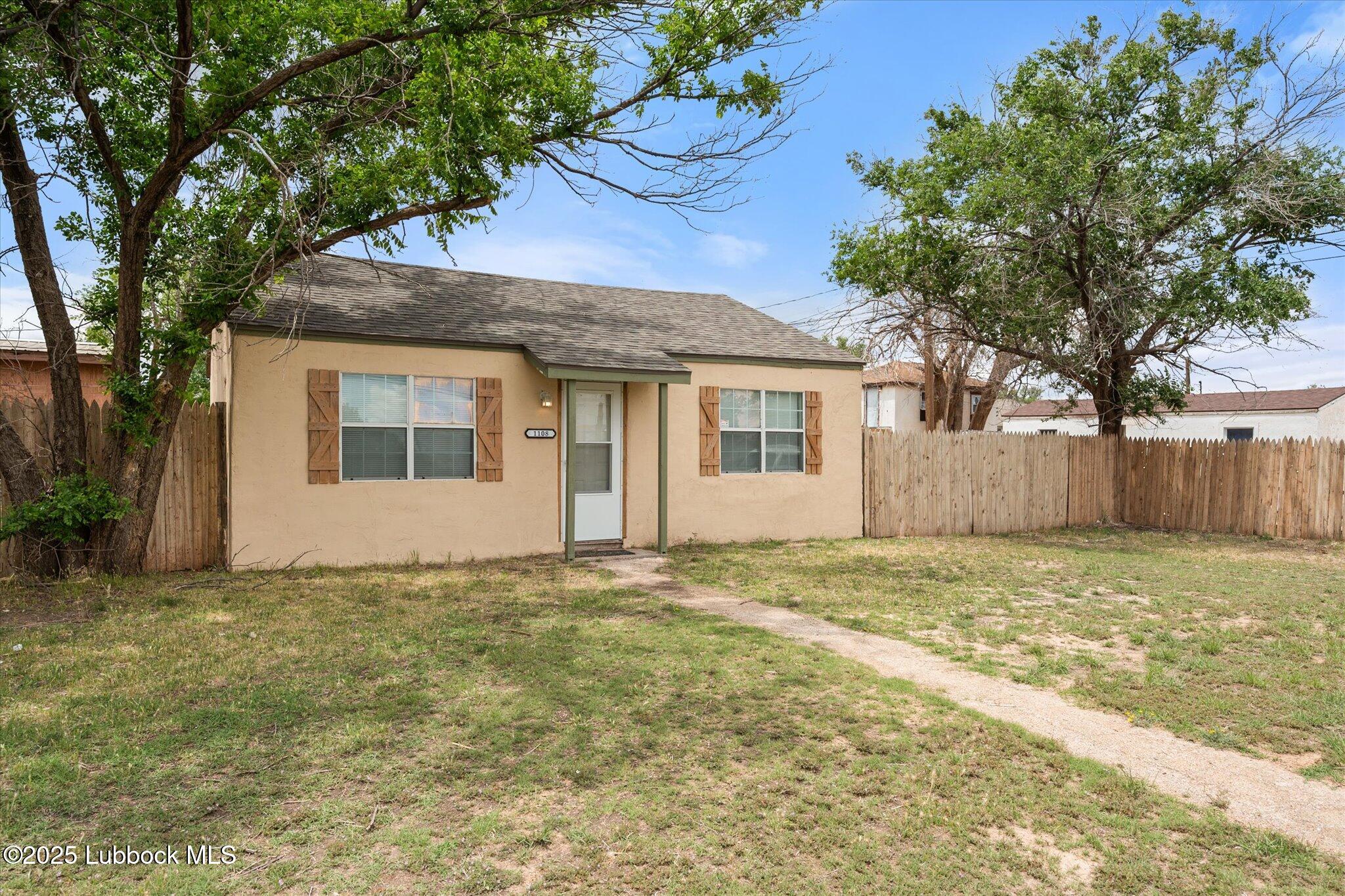 1108 Ave K