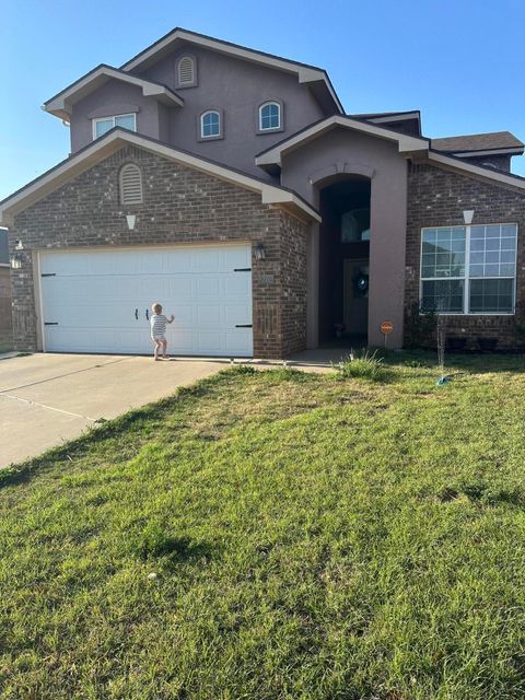 Photo of 8702 10th Street, Lubbock, TX 79416 (MLS # 202605946)