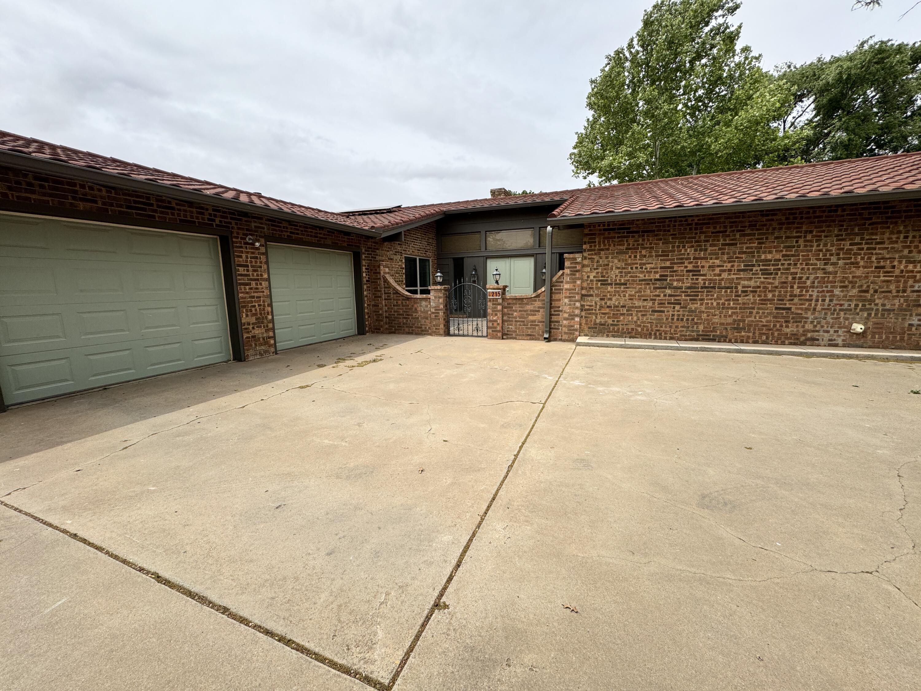215 Lometa Drive