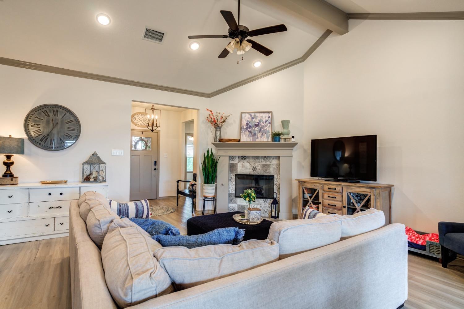 Lubbock, Texas 79424, United States, 3 Bedrooms Bedrooms, ,2 BathroomsBathrooms,Residential,Active,52638