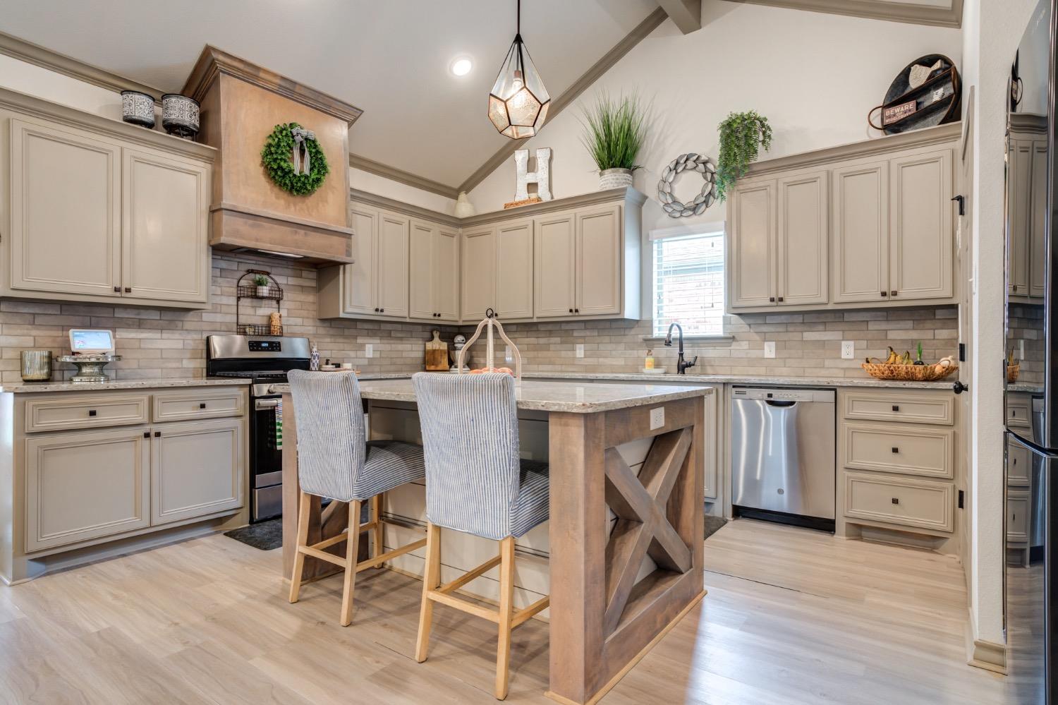 Lubbock, Texas 79424, United States, 3 Bedrooms Bedrooms, ,2 BathroomsBathrooms,Residential,Active,52638