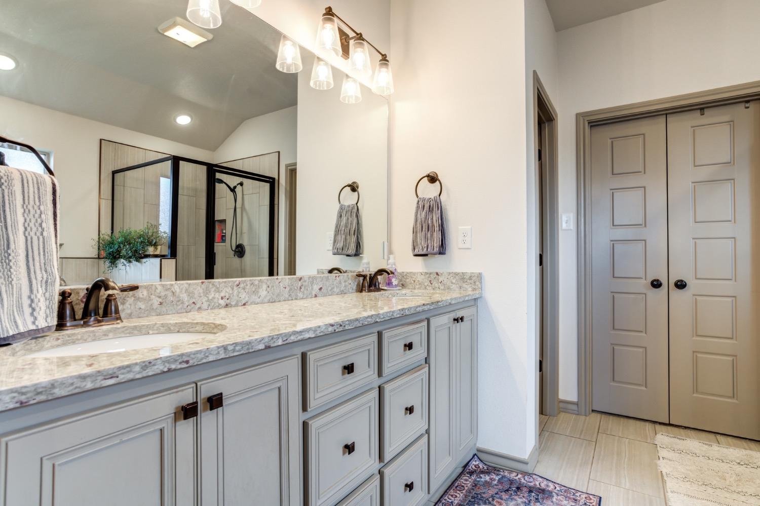 Lubbock, Texas 79424, United States, 3 Bedrooms Bedrooms, ,2 BathroomsBathrooms,Residential,Active,52638