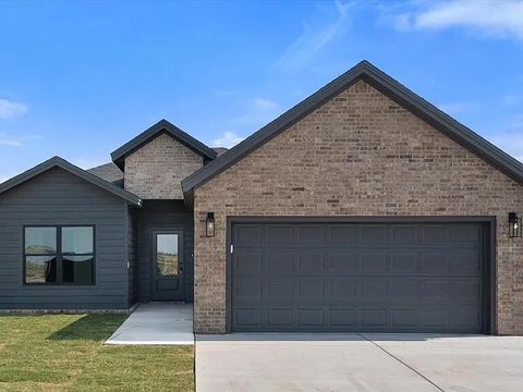 613 E 14th Street Wolfforth TX 79382