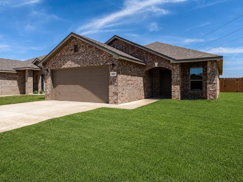 Photo of 6005 Virginia Avenue, Lubbock, TX 79407 (MLS # 202611819)