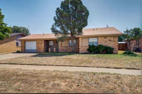 Photo of 1602 Aberdeen Avenue, Wolfforth, TX 79382 (MLS # 202611345)
